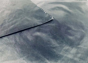 0,11 tessuti molli della bottiglia riciclati nylon di Ripstop 100% leggermente delicatamente impermeabili per i vestiti UV di protezione